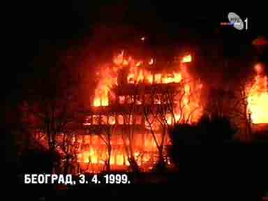 Svetlo u sred noci - grad u plamenu